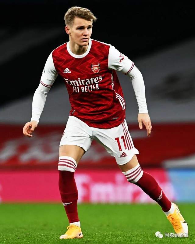 《生化危机9》惊悚细节：里昂疑似中了病毒