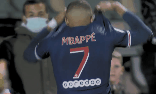 《古墓丽影》初代重制版对比 劳拉告别三角胸整容成功