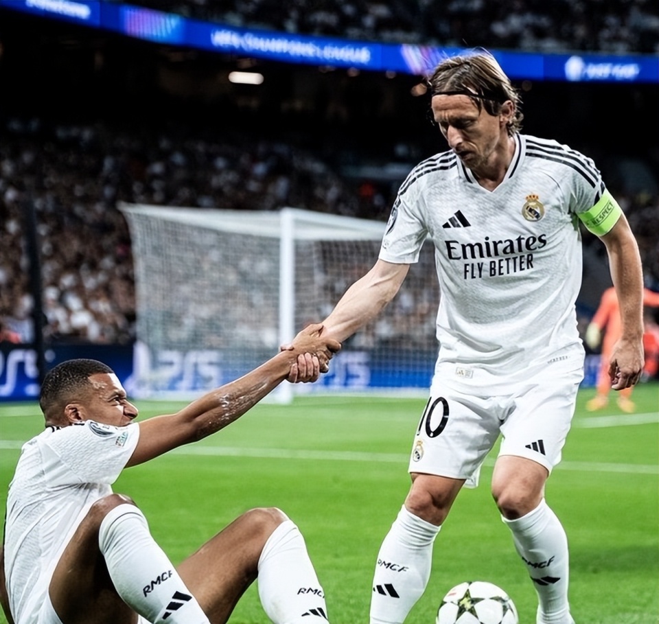 一场没打就当票王！赖益烨人气爆棚，NBL全明星靠他了