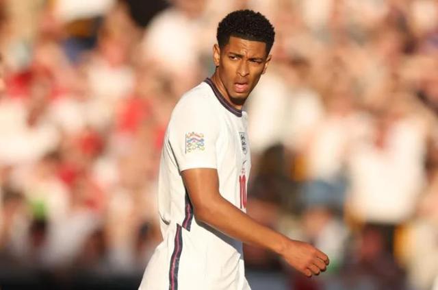 Reddit热议谁是近五年世界第一ADC：论Viper JKL Elk Guma Ruler