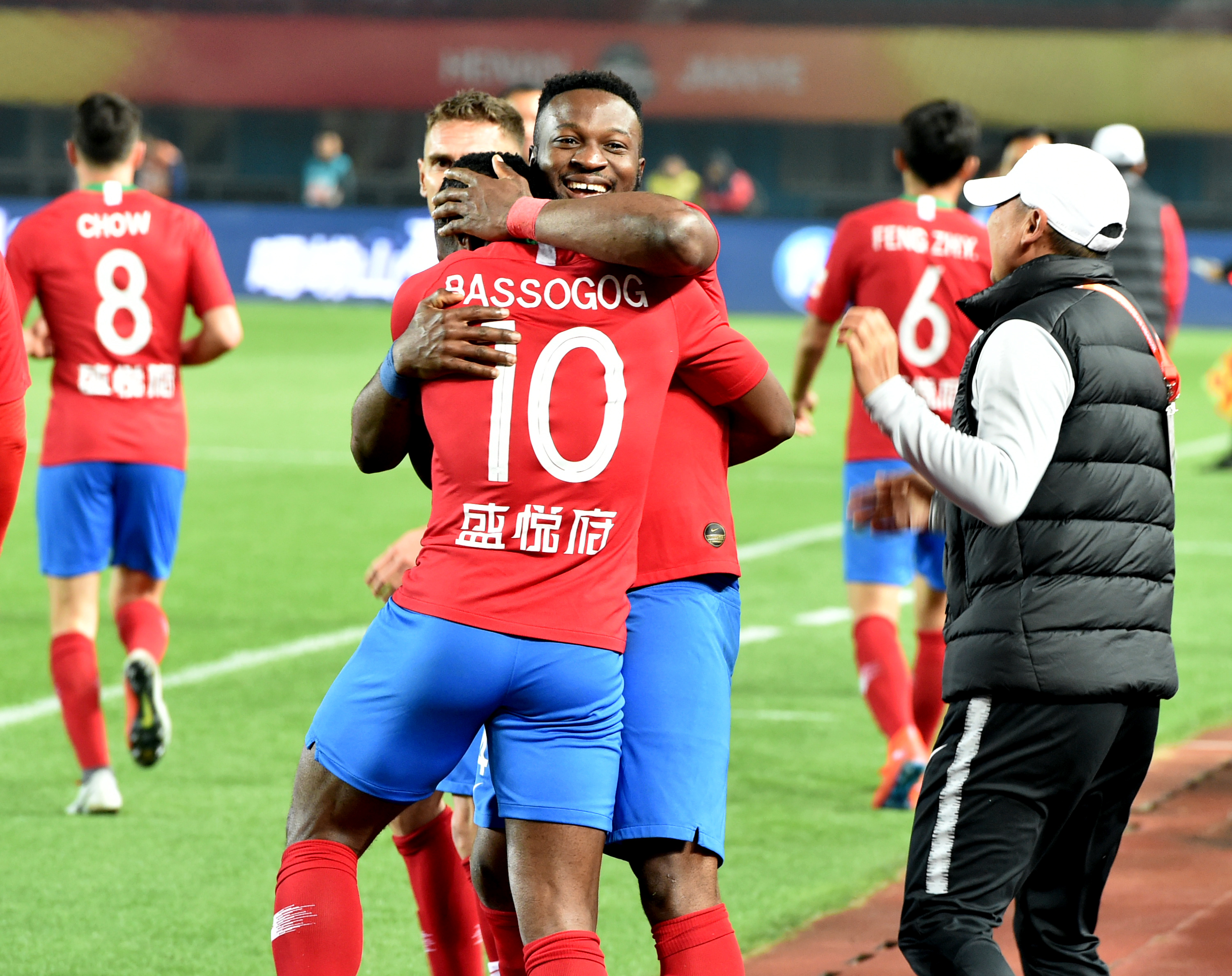 勇士主场111-124负于老鹰，暴露1喜3忧多重隐患